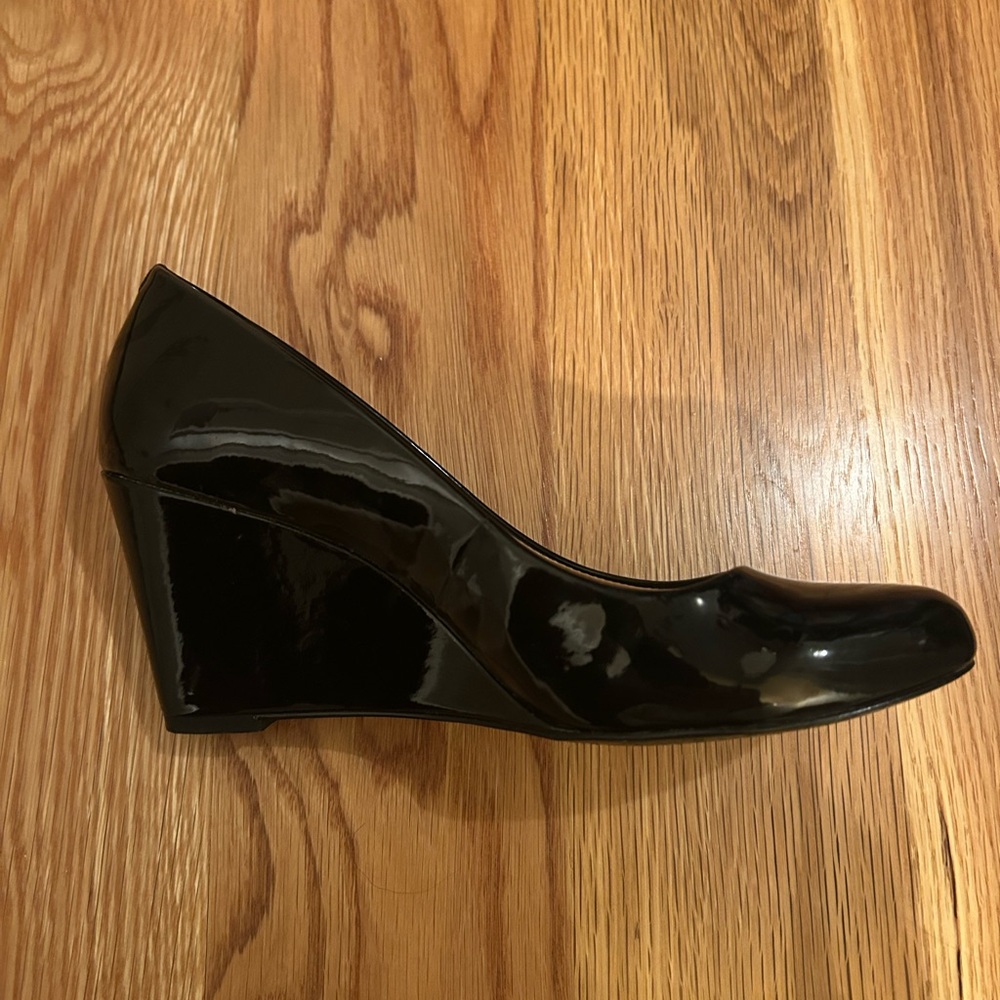 GUC J. Crew Black Wedges, 6.5